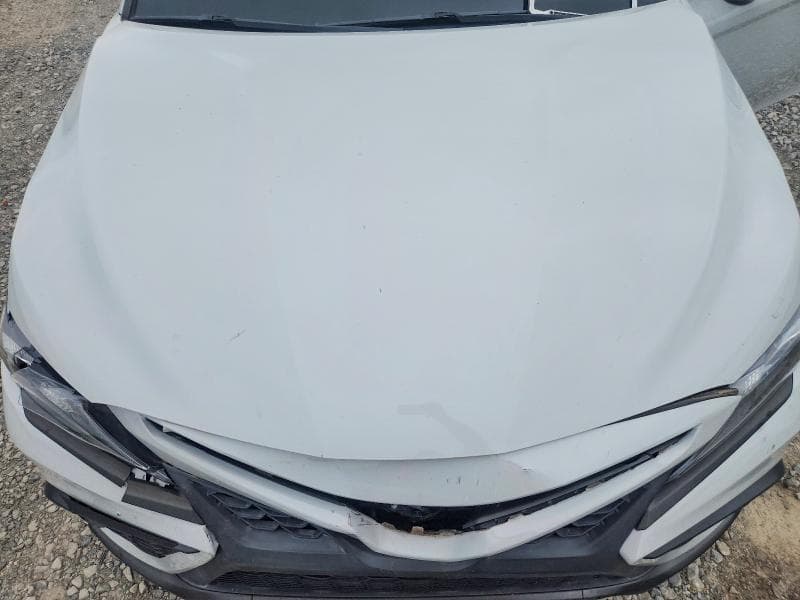 2022 TOYOTA CAMRY SE 11
