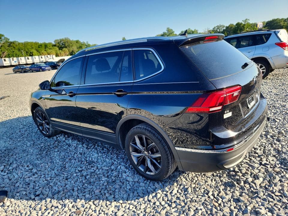 2022 VOLKSWAGEN TIGUAN SE SE 2