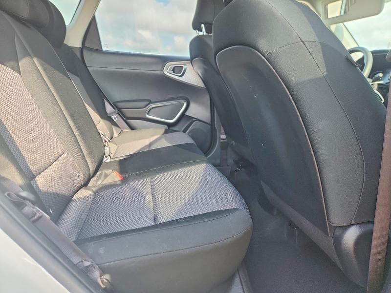 2025 KIA SOUL LX 10