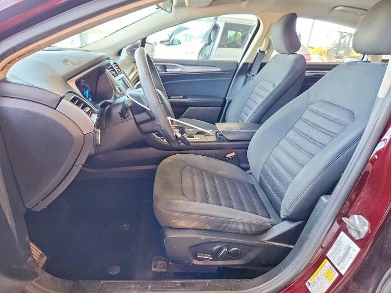 2017 FORD FUSION SE 7