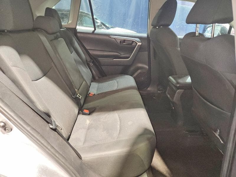 2020 TOYOTA RAV4 LE 11