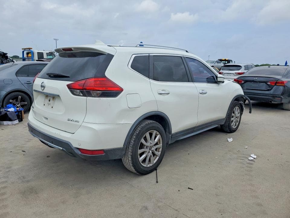 2020 NISSAN ROGUE SV 3