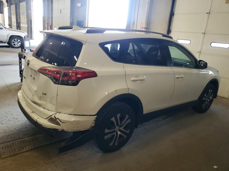 2017 TOYOTA RAV4 LE 3