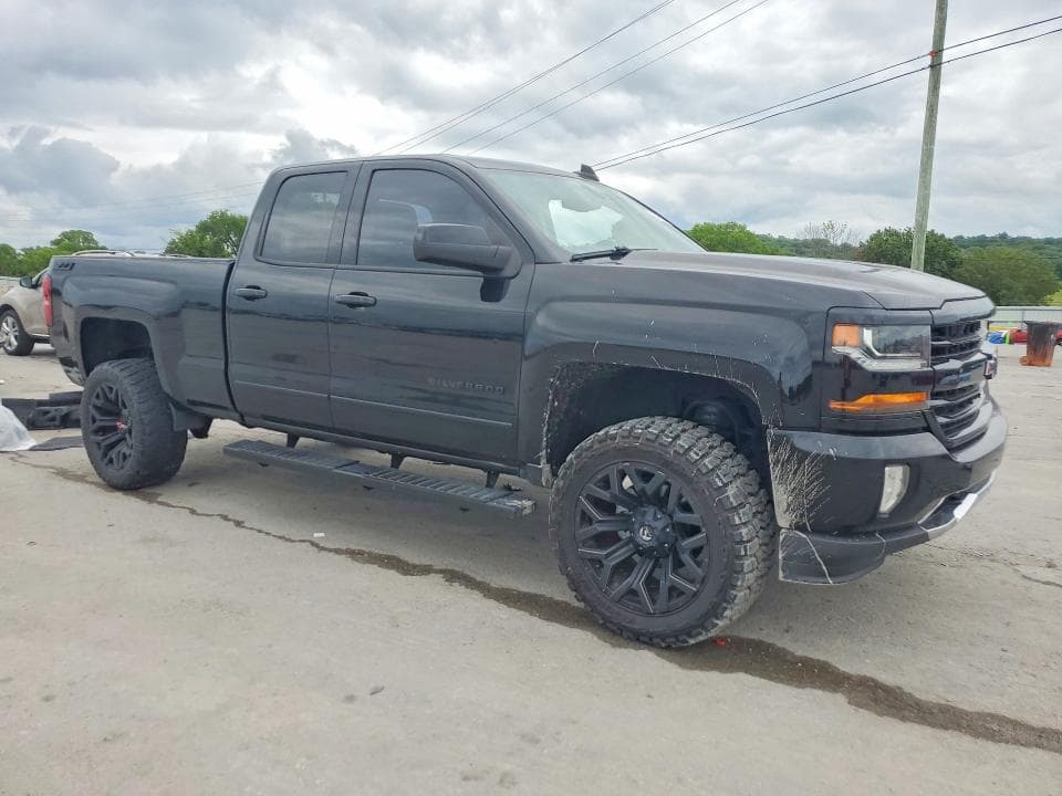 2017 CHEVROLET SILVERADO K1500 LT 4