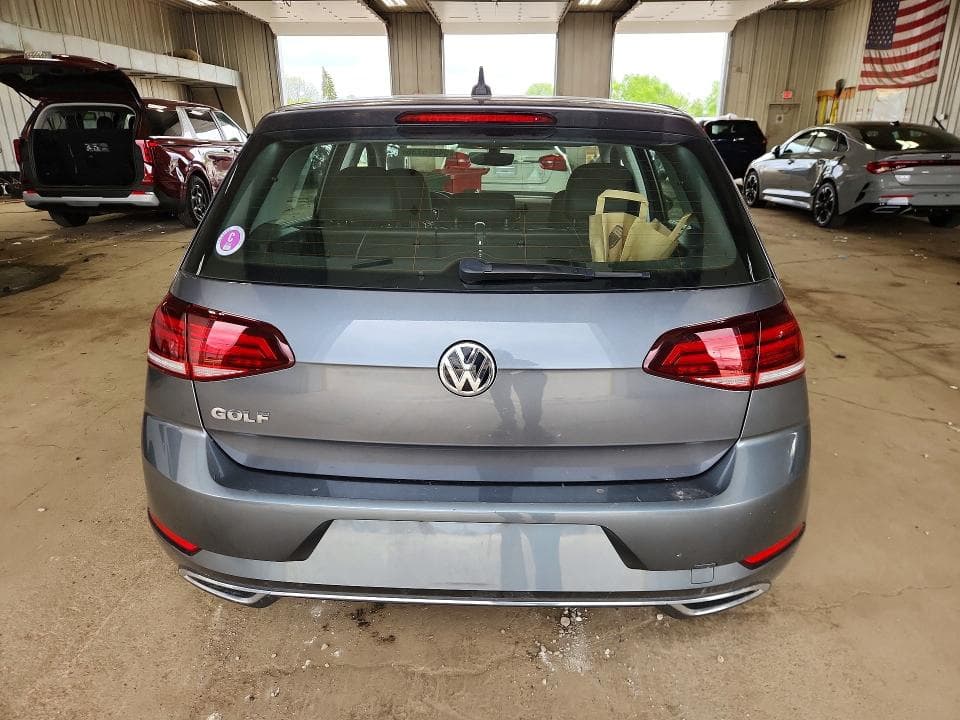 2021 VOLKSWAGEN GOLF 6