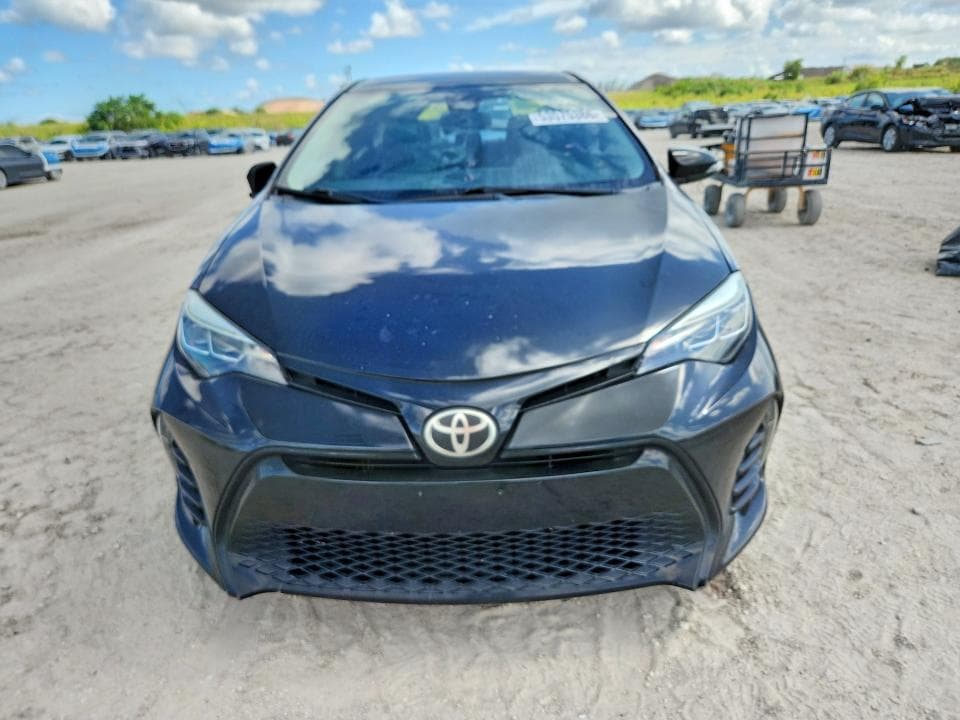 2018 TOYOTA COROLLA SE 5