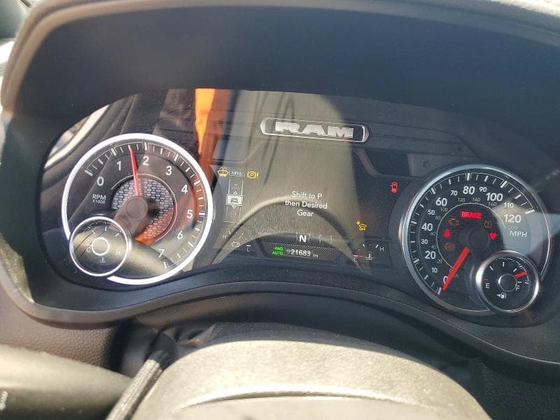 2025 RAM 1500 LARAMIE 9