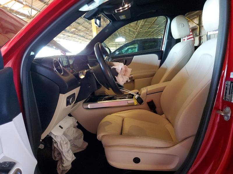 2020 MERCEDES-BENZ GLB 250 4MATIC 7