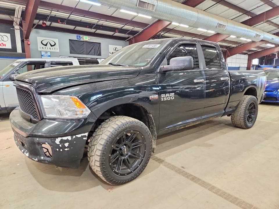 2016 RAM 1500 SLT - 1