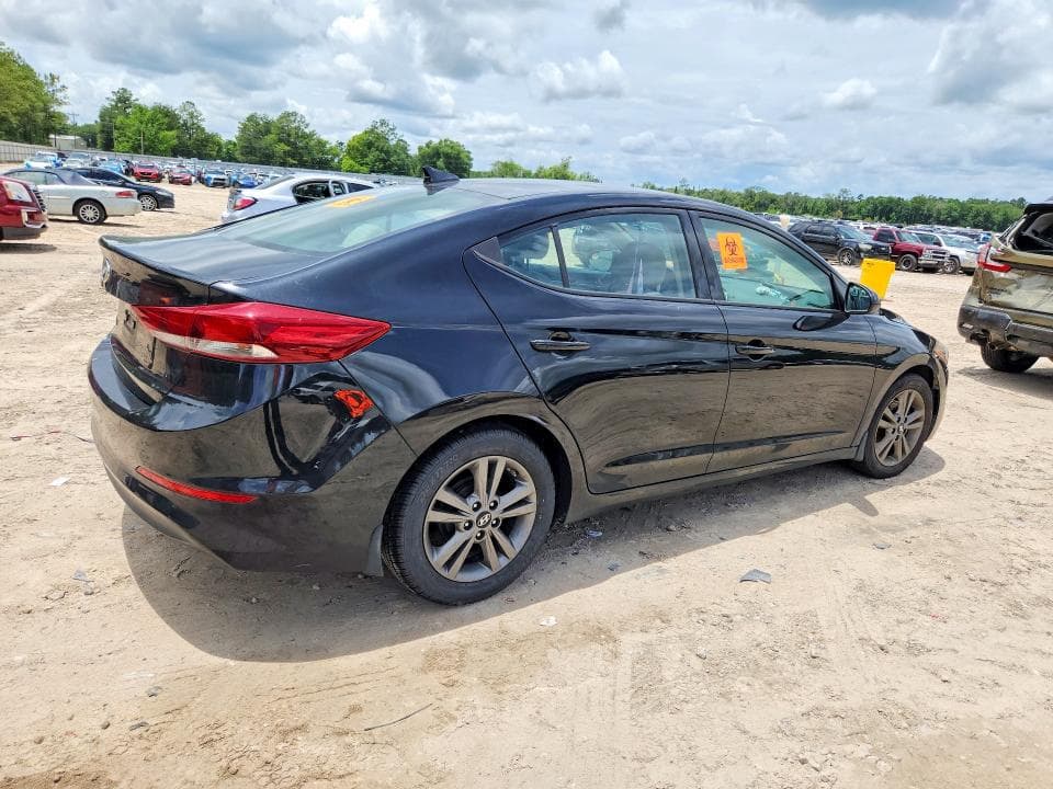 2017 HYUNDAI ELANTRA SE 3