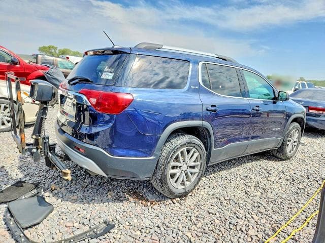 2017 GMC ACADIA SLE 3
