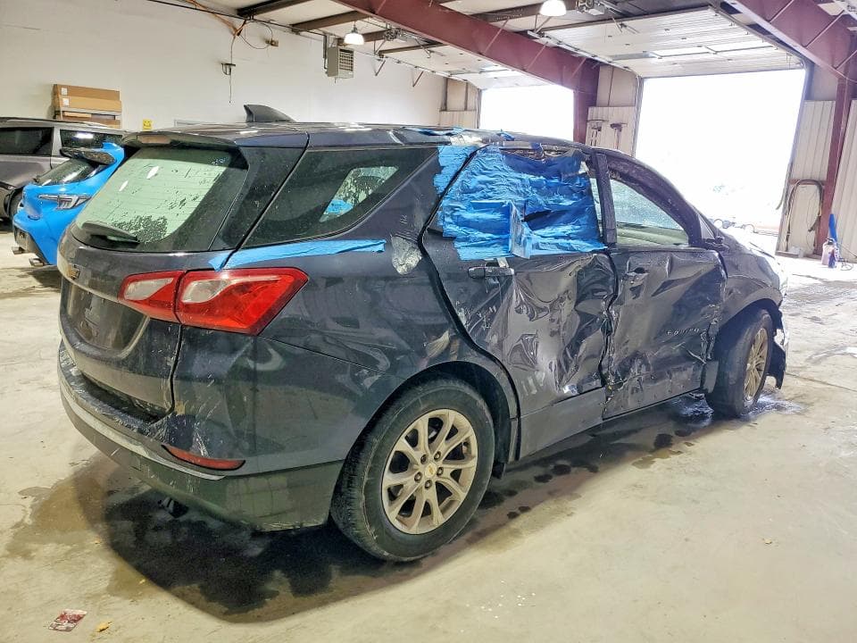 2018 CHEVROLET EQUINOX LS 3