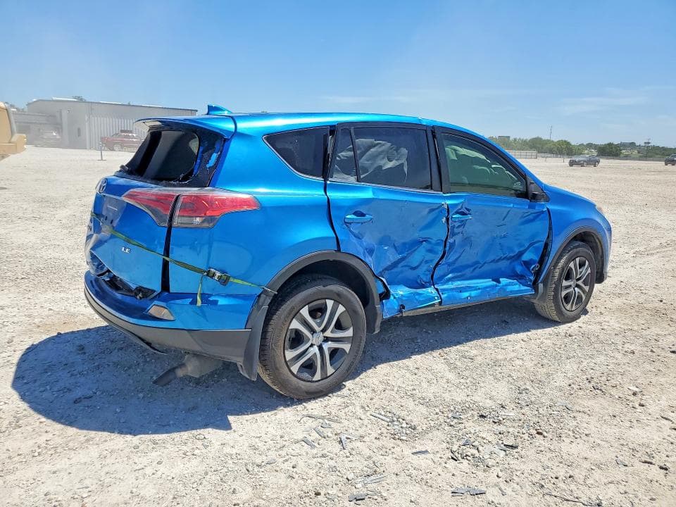 2018 TOYOTA RAV4 LE 3