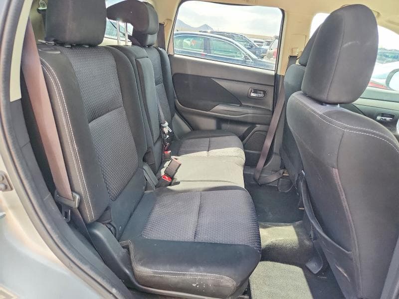 2018 MITSUBISHI OUTLANDER SE 10