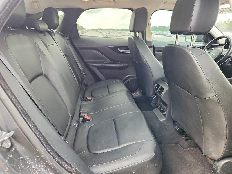 2018 JAGUAR F-PACE PREMIUM 11
