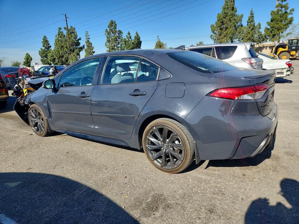 2025 TOYOTA COROLLA SE 2