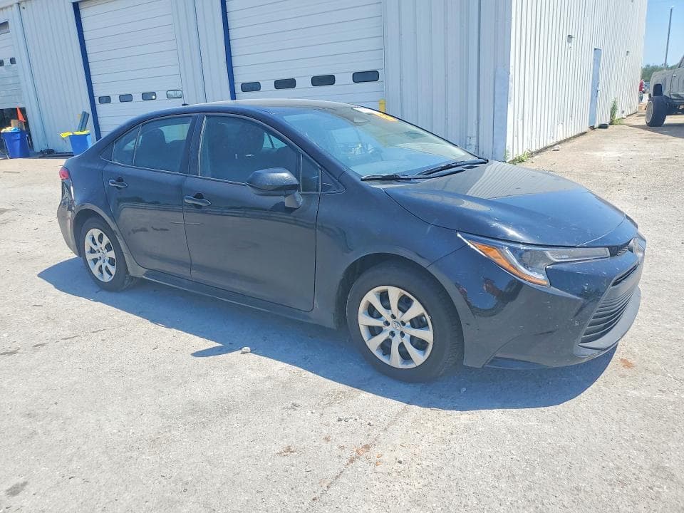 2026 TOYOTA COROLLA LE 4