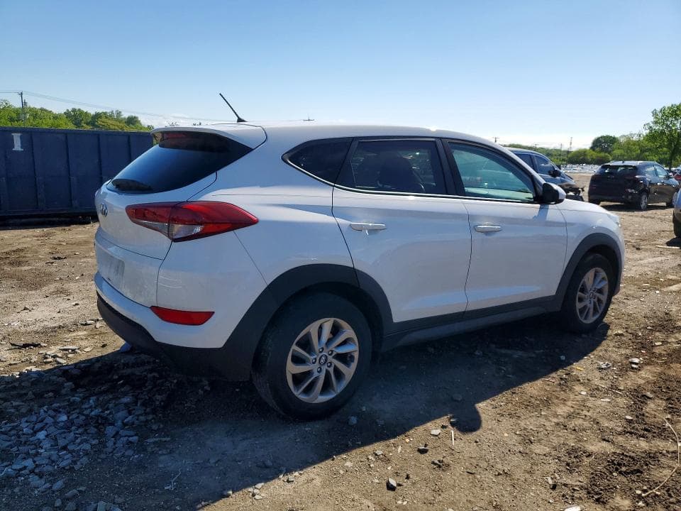 2018 HYUNDAI TUCSON SE 3