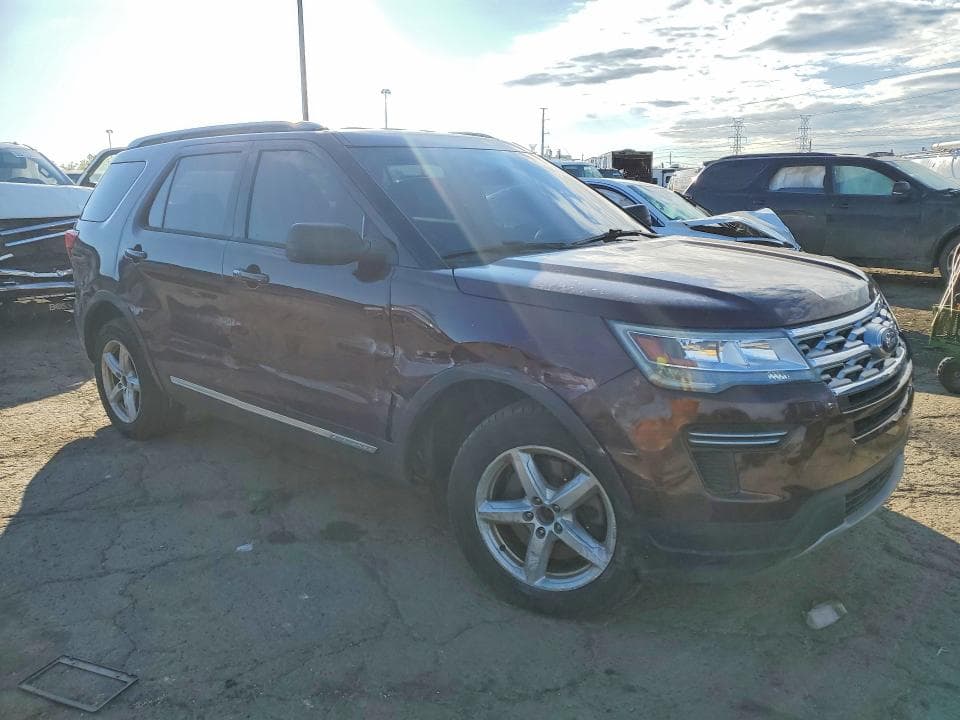 2018 FORD EXPLORER XLT 4