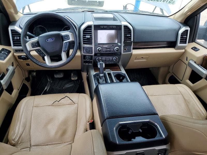 2017 FORD F150 SUPERCREW 8