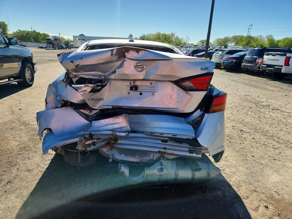 2019 NISSAN ALTIMA SR 6