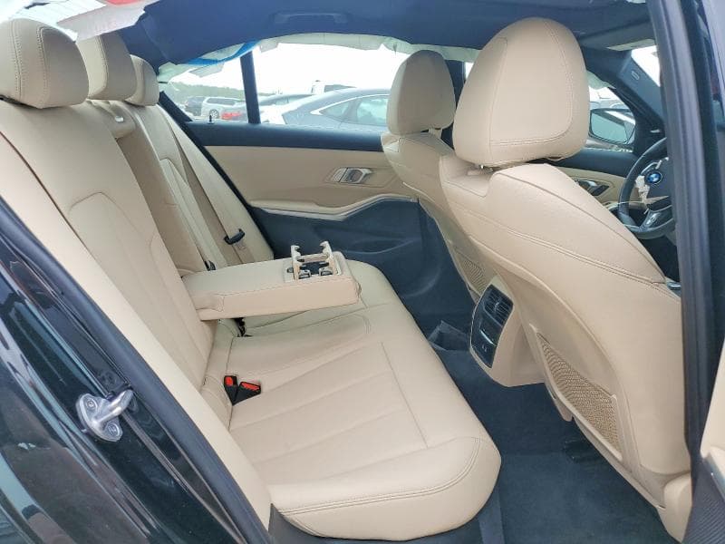 2021 BMW 330I 10