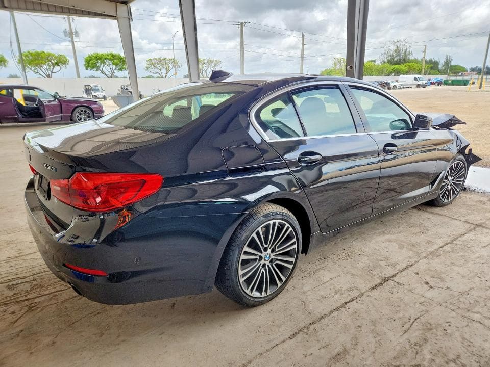 2020 BMW 530 I 3