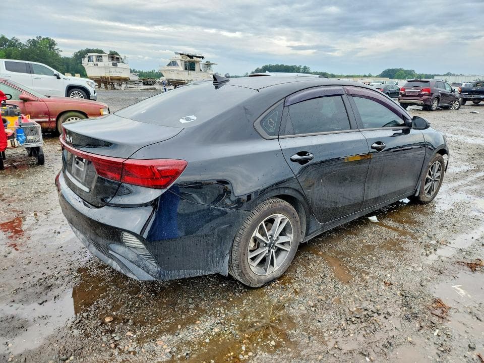 2022 KIA FORTE LXS 3