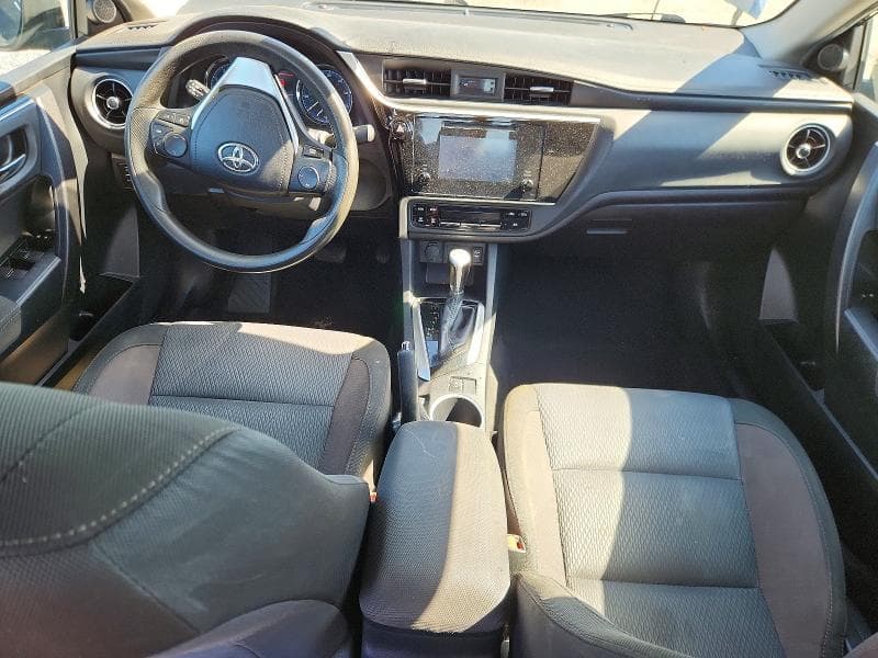 2019 TOYOTA COROLLA LE 8