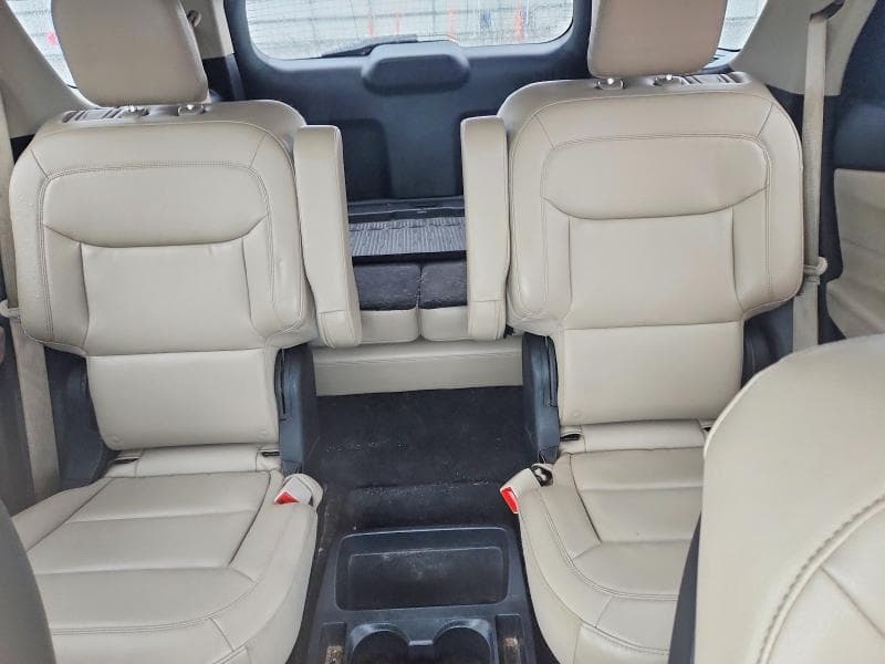 2020 FORD EXPLORER XLT 10