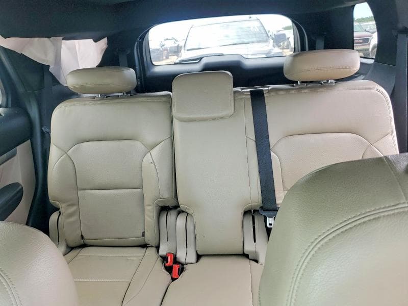 2019 FORD EXPLORER XLT 10