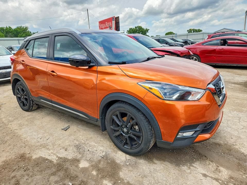 2020 NISSAN KICKS SR 4