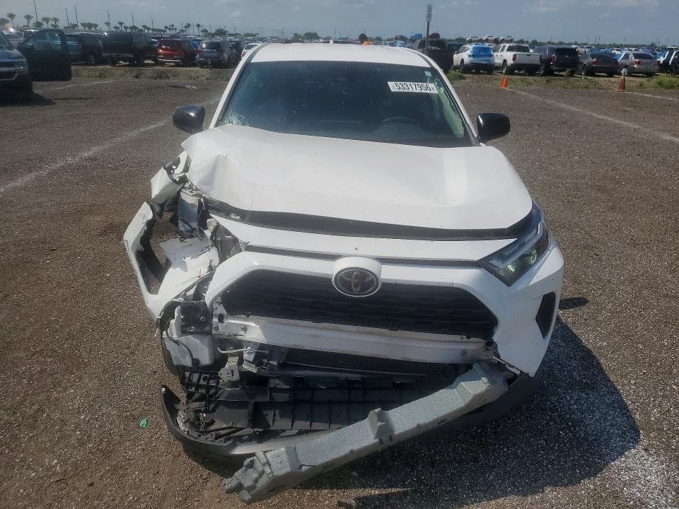 2023 TOYOTA RAV4 LE 5