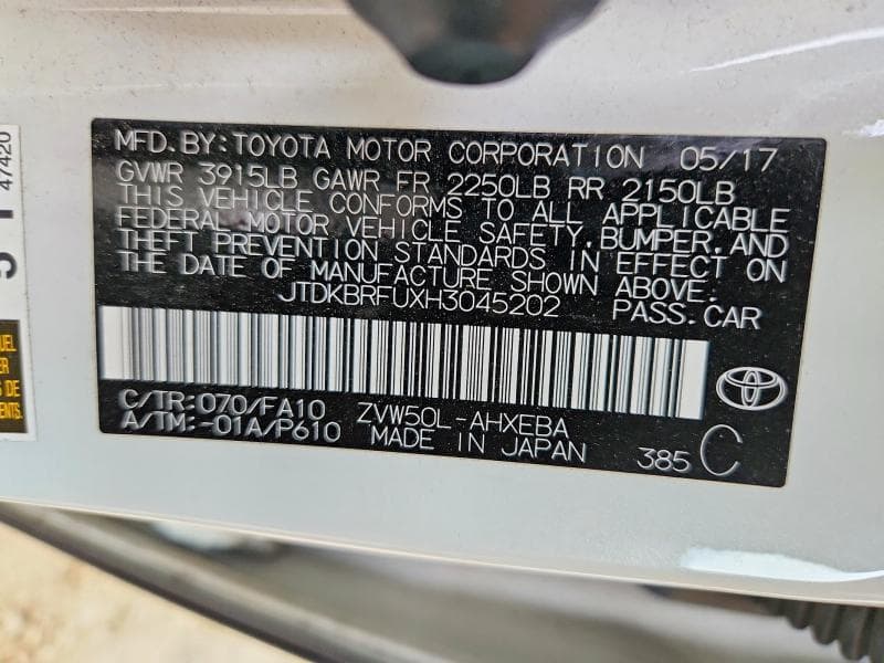 2017 TOYOTA PRIUS TWO 12