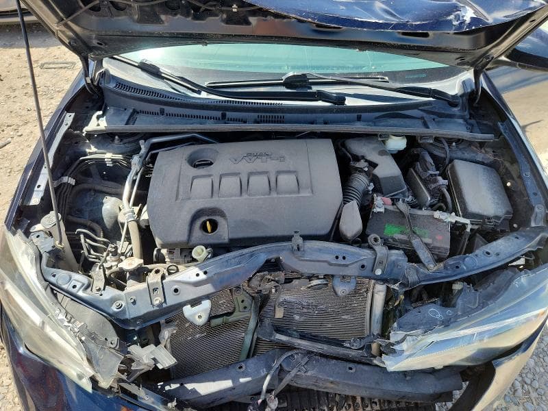 2017 TOYOTA COROLLA LE 11
