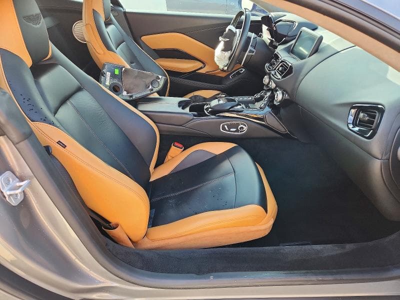 2020 ASTON MARTIN VANTAGE 10