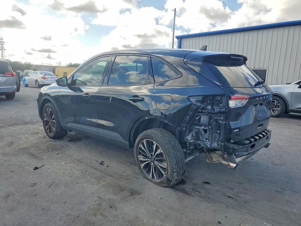 2022 FORD ESCAPE SE 2