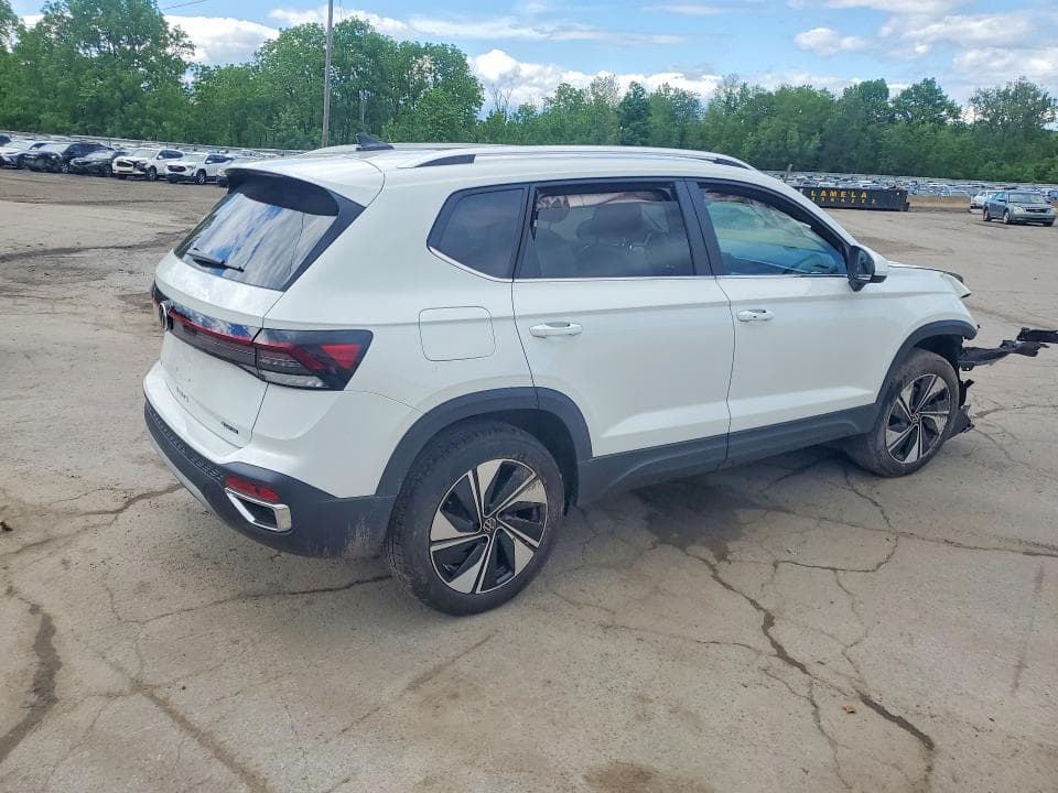 2025 VOLKSWAGEN TAOS SE 3