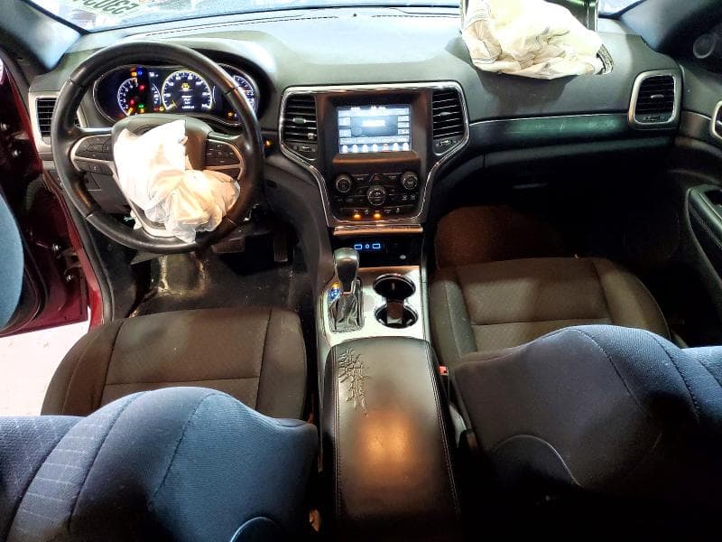 2020 JEEP GRAND CHEROKEE LAREDO 8