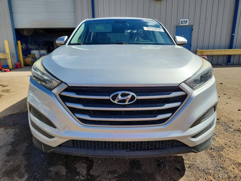2017 HYUNDAI TUCSON SE 5