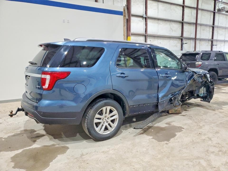 2018 FORD EXPLORER XLT 3