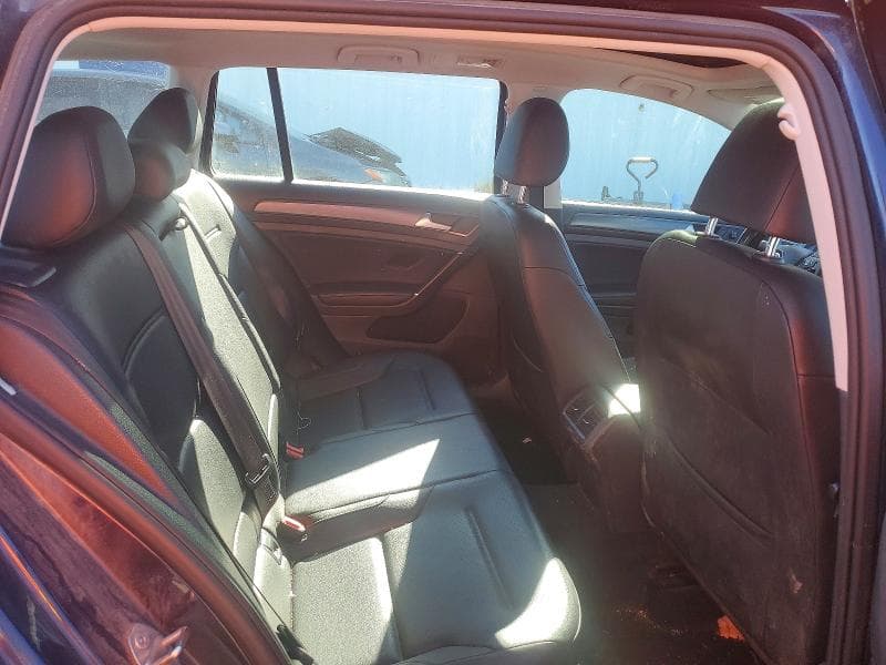 2018 VOLKSWAGEN GOLF SPORTWAGEN S S 10