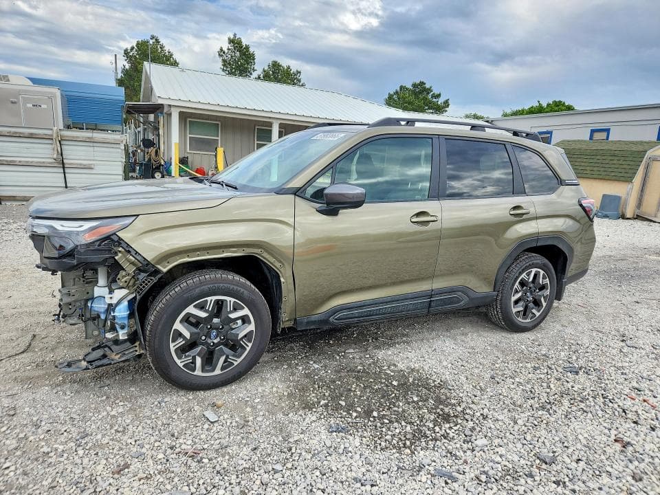 2025 SUBARU FORESTER PREMIUM - 1