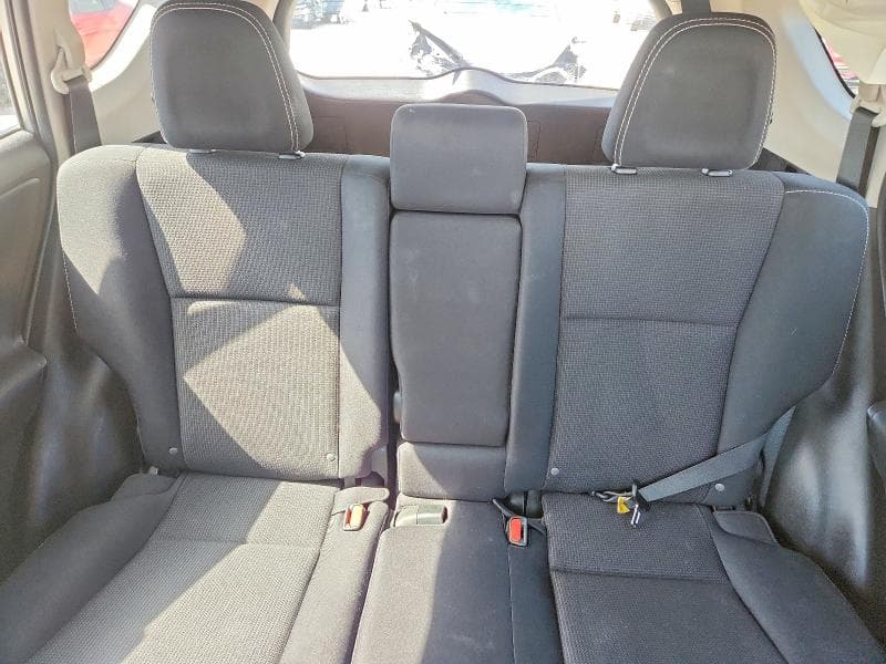 2017 TOYOTA RAV4 XLE 10