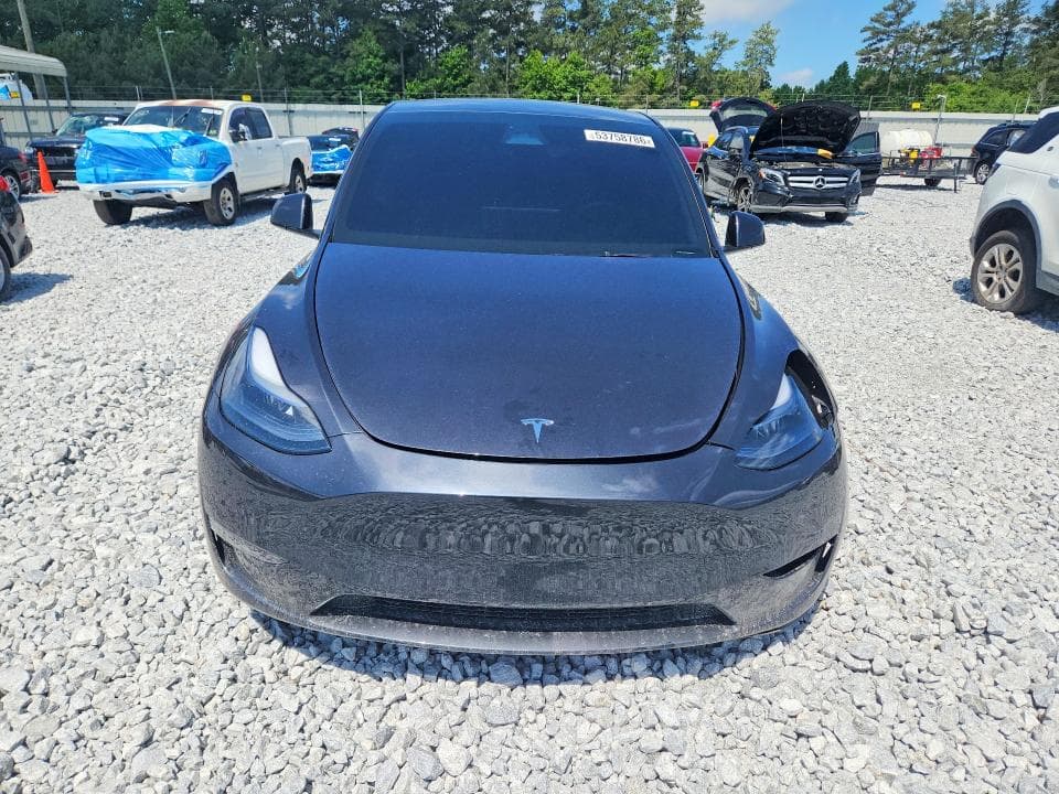 2025 TESLA MODEL Y 5