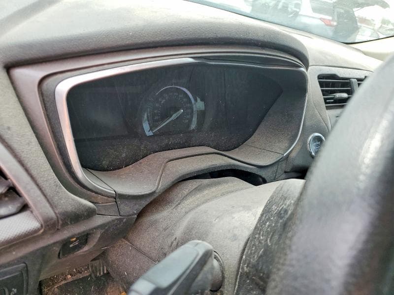 2020 FORD FUSION SE 9