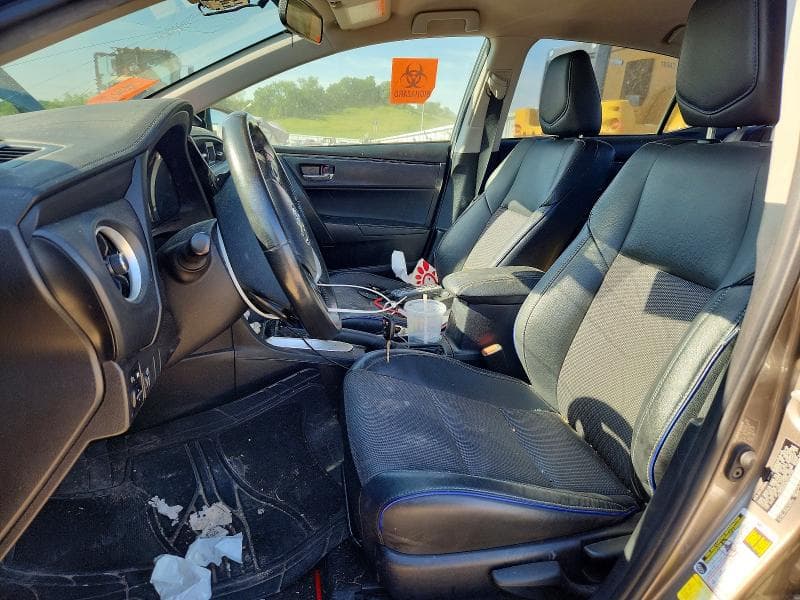 2019 TOYOTA COROLLA SE 7