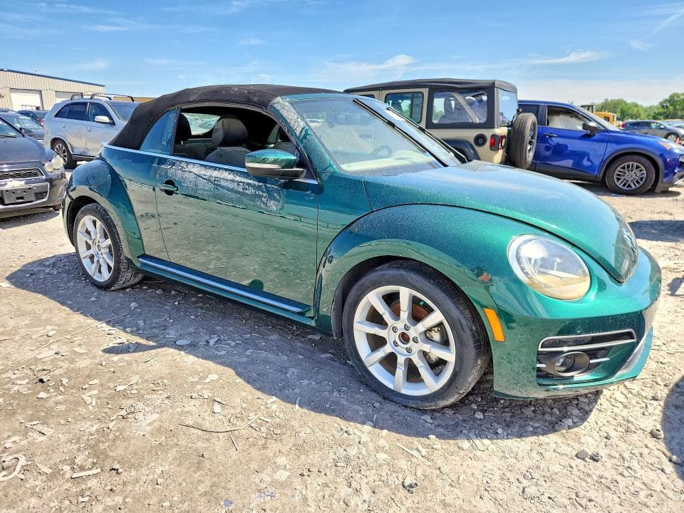 2018 VOLKSWAGEN BEETLE S S 4