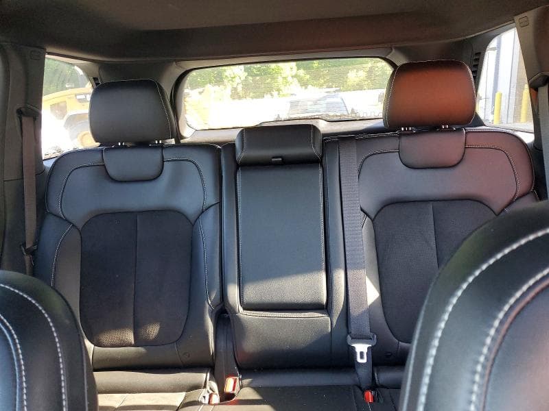 2023 JEEP GRAND CHEROKEE LAREDO 10