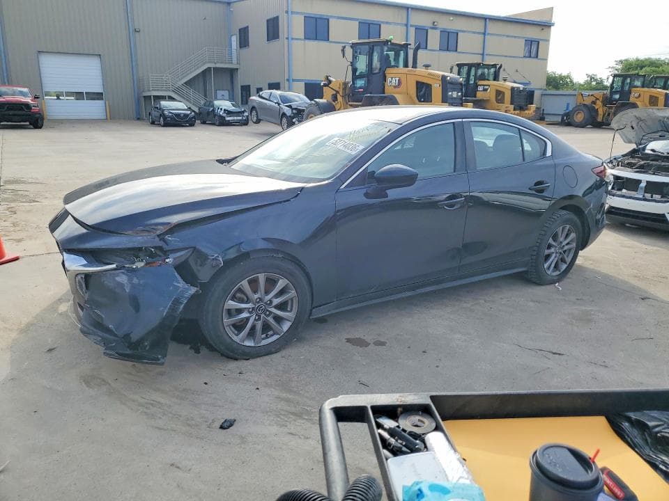 2021 MAZDA 3 - 1